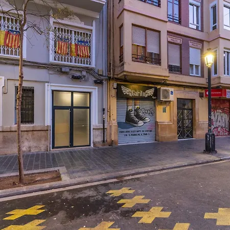 Invalencia - Calixto Delight House