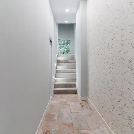 Apartment Amazing Big House Calixto Delight By Invalencia